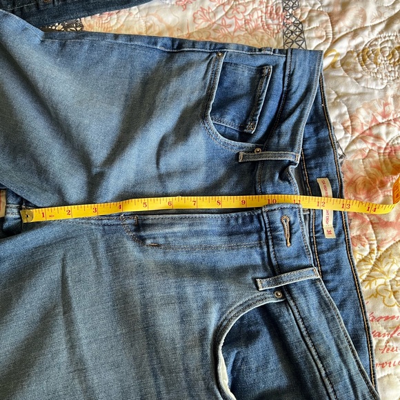 Levi’s 724 High Rise Straight Crop - Picture 7 of 9